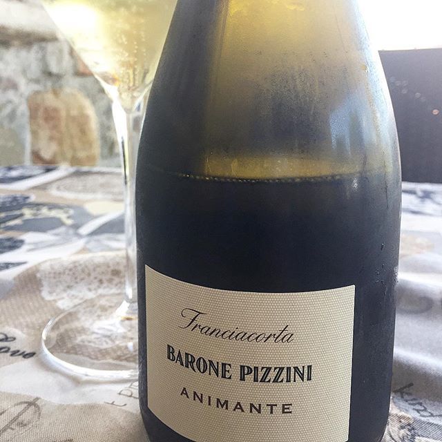 No trip to Italy ends without a few glasses of Franciacorta @barone_pizzini_1870 #wine ift.tt/2LN63c7