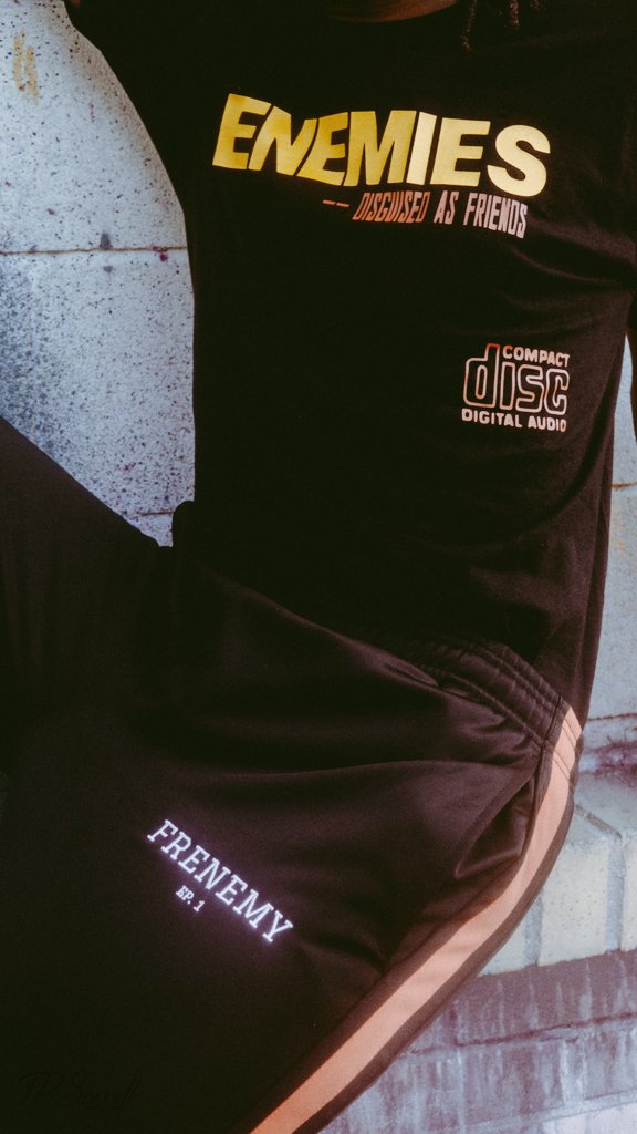 Janae_Inspire's tweet image. So should we offcially drop these new new 🔥? I need answers.