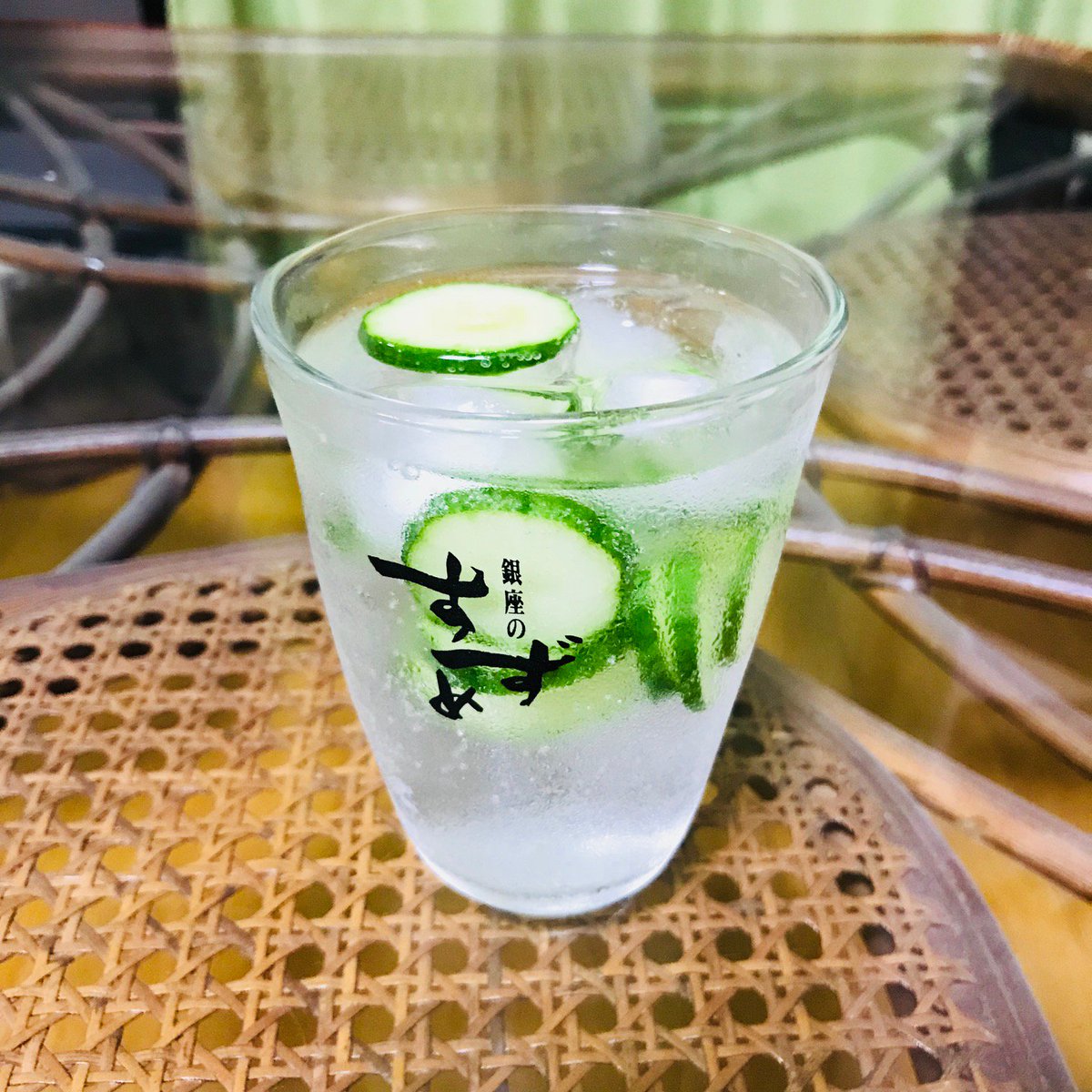 八鹿酒造オンラインショップ V Twitter メロンの味がする 焼酎 炭酸 キュウリで作るカッパ割 飲み過ぎ注意