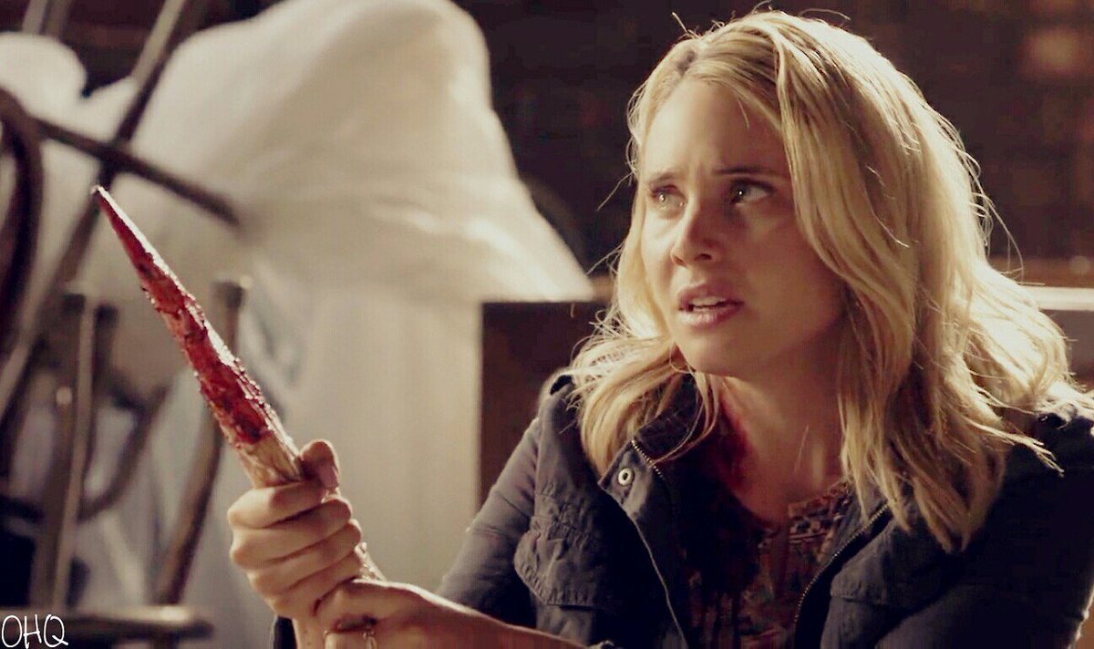 Fragile_Fighter's tweet photo. The brave bartender
The fragile fighter
The beguiling muse

The love of my life.
 #CamilleIsImmortal #TheOriginals https://t.co/DFwnjb8PQ0
