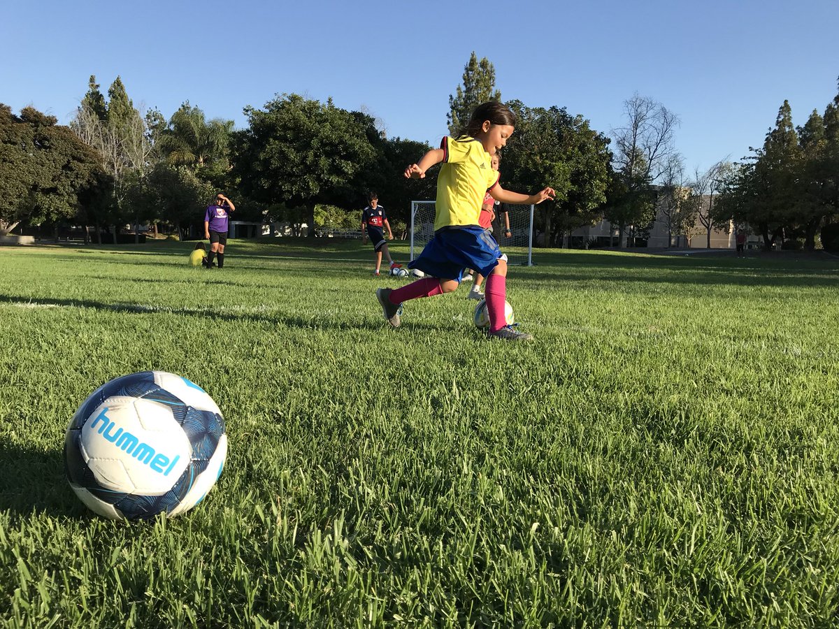 FutbolFactoryUS's tweet photo. We restarted regular sessions this week.
LEARN TO PLAY ! https://t.co/DdX8ushb3w