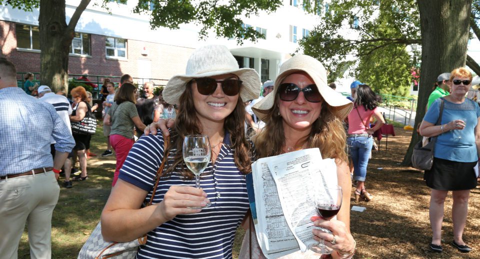 LocalsInMotion's tweet image. This Week at Monmouth Park: Italian Festival &amp;amp; Wine Tasting returns! Read on here for information on this great Italian food and wine event! blog.jerseyshoreinmotion.com/2018/08/this-w…