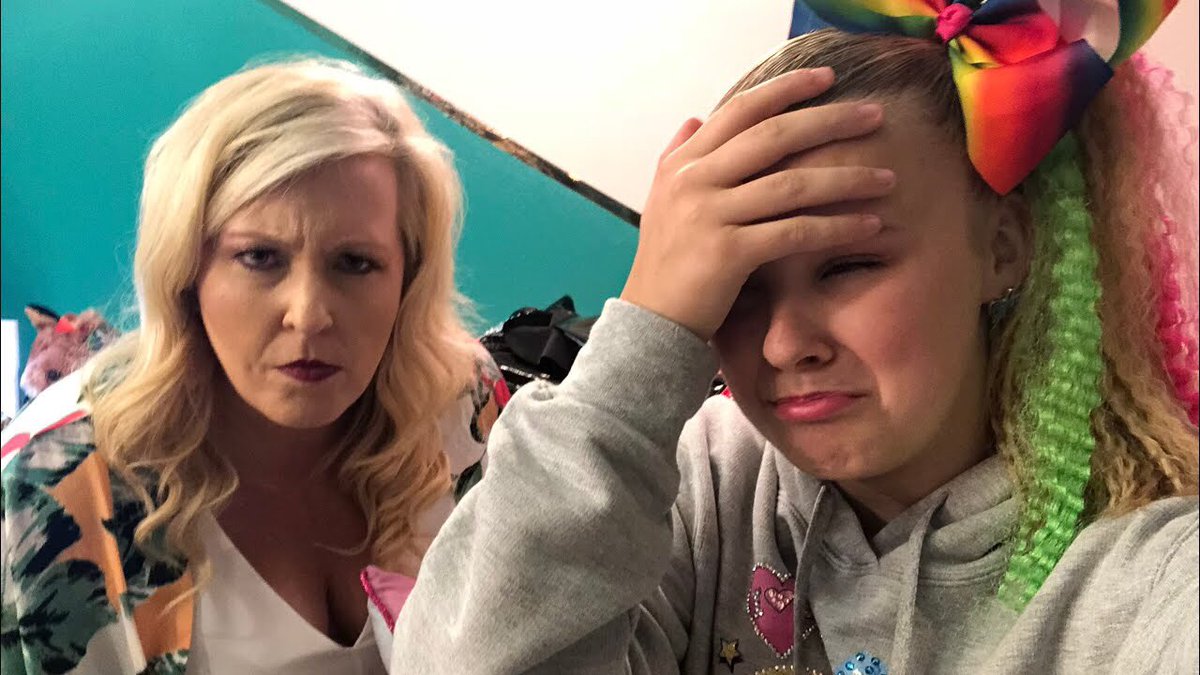 Jojo Siwa On Twitter New Vlog Go Watch It Right Now Rt For A Chance To Win Giveaway Shoutout Someone Stole My Camera Https T Co 3rrzwa4h6l Https T Co 9eqydzjrft