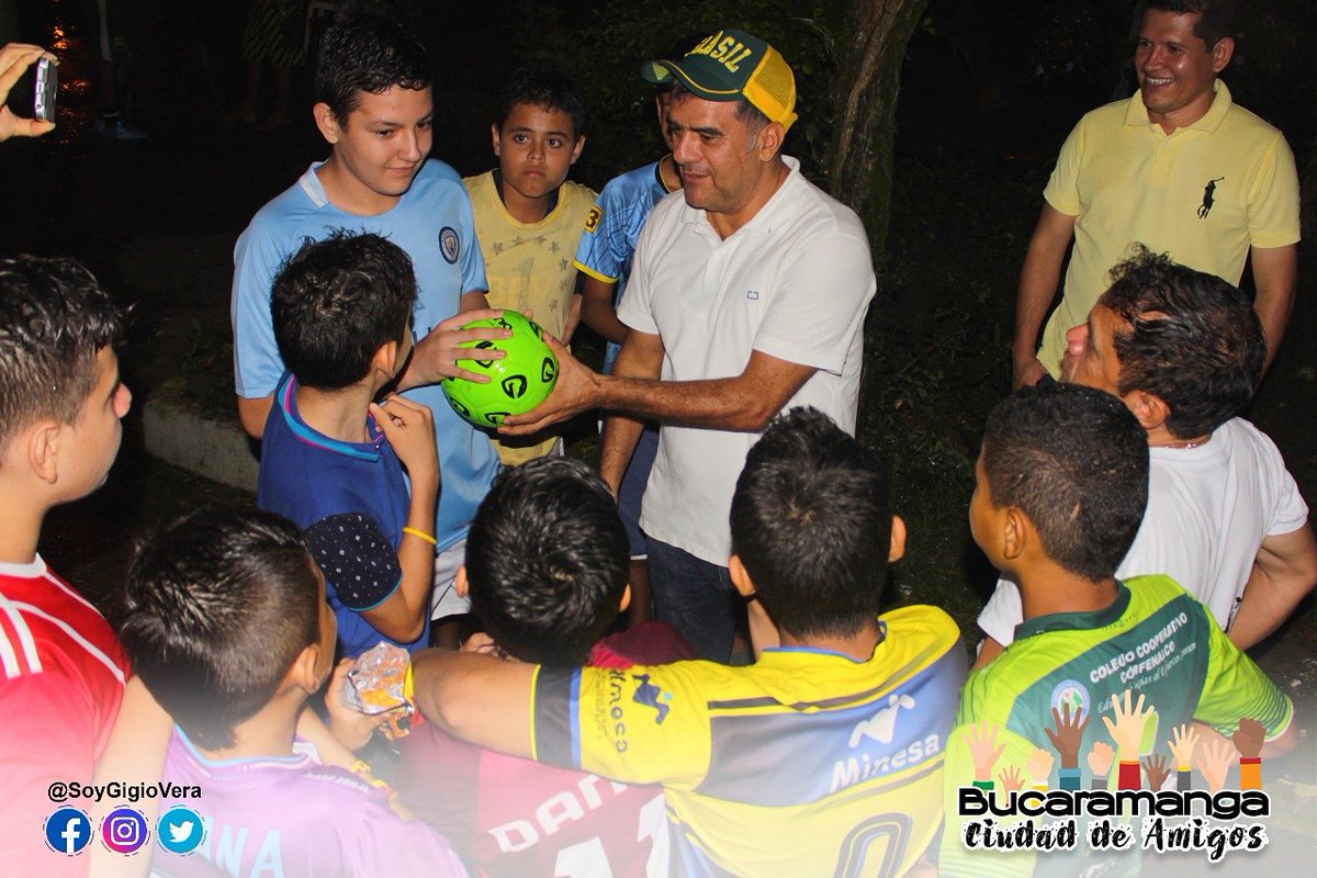 Saludos a todos mis #amigos del barrio #SanMartín, gracias por recibirme 🤝