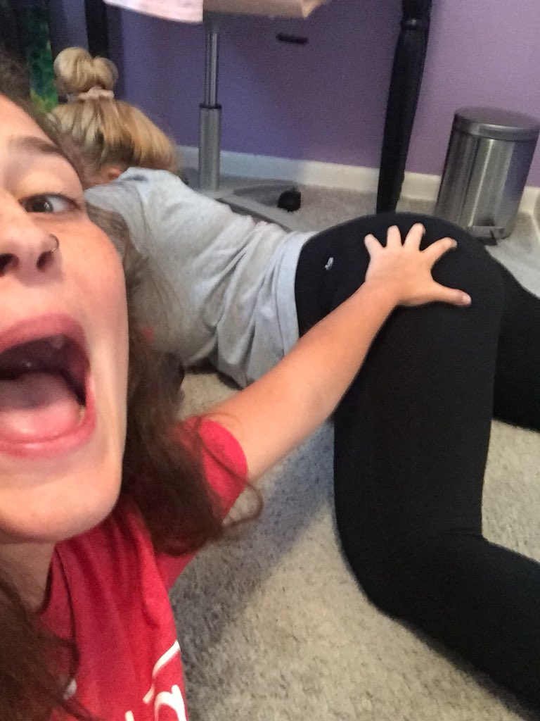 KatherineeeMi's tweet photo. I WOULD JUST LIKE TO ANNOUNCE THAT I KATHERINE MILLER HAVE THE BEST GIRLFRIEND IN THE WORLD HANDS DOWN IM FUCKING BLESSED. THATS ALL also love you boo #nationalgirlfrienday https://t.co/ZSd5JYk01r