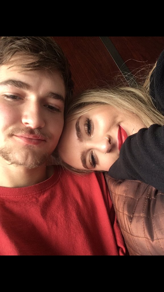 Lil6900Rd's tweet photo. Happy #natinalgirlfriendsday to the best girlfriend I could ever ask 4. I love yuhh🖤💕❤️ https://t.co/WBxQMiD5PE