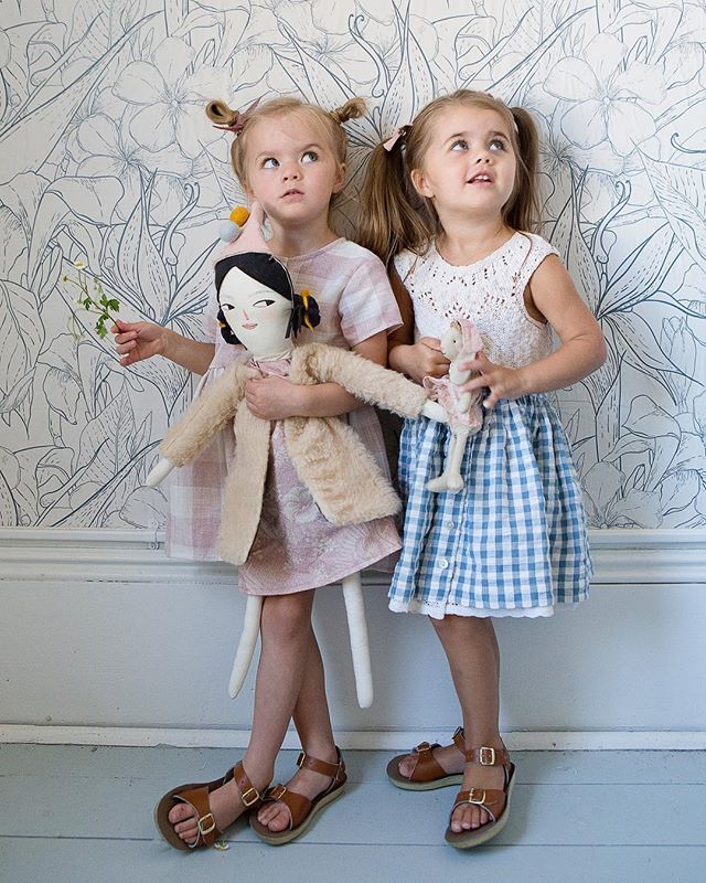 G I V E A W A Y!  Hi friends. Want to win all the cute items in this image, $250 in shop credit?!?! Here’s how! With summer coming to an end we want it to end extra bright for one lucky winner! Win $50 shop credit at each of the stores below! Takes only … ift.tt/2LU8EjH