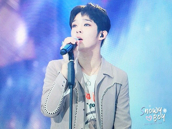 180802 코뮤페
:))
#남태현 #Taehyun #SouthClub #사우스클럽
<a href="/South_Club_Real/">남태현</a>