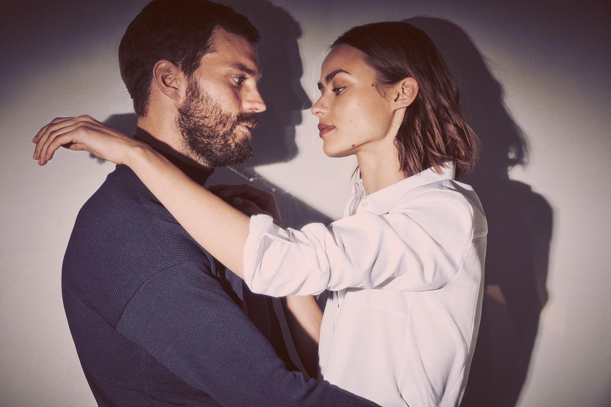JamieD_quotes's tweet photo. The beautiful pictures of #JamieDornan for #HugoBossTheScent all here in this amazing gallery #JDO 
https://t.co/Gp7QNYBHER https://t.co/dVYnjSK2Pk