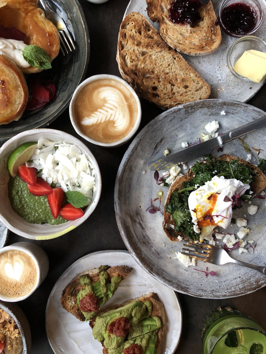 CreatingforGood's tweet image. Scenes from our food photography workshop last night at @TABxTABLondon run by @mulia and @CandidsbyJo. 100% donated to @breadandroses_