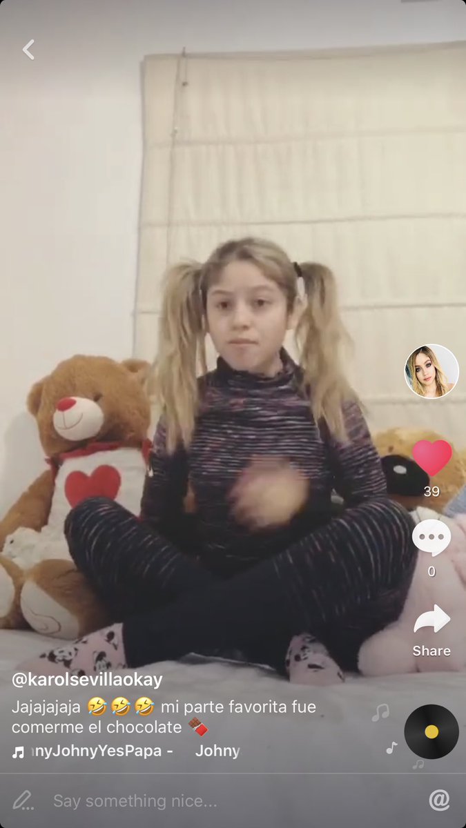 2GHOSTSWIFT's tweet photo. ME MUEROOO JAJAJA😭 @karolsevilla https://t.co/2GIwf9LCXY
