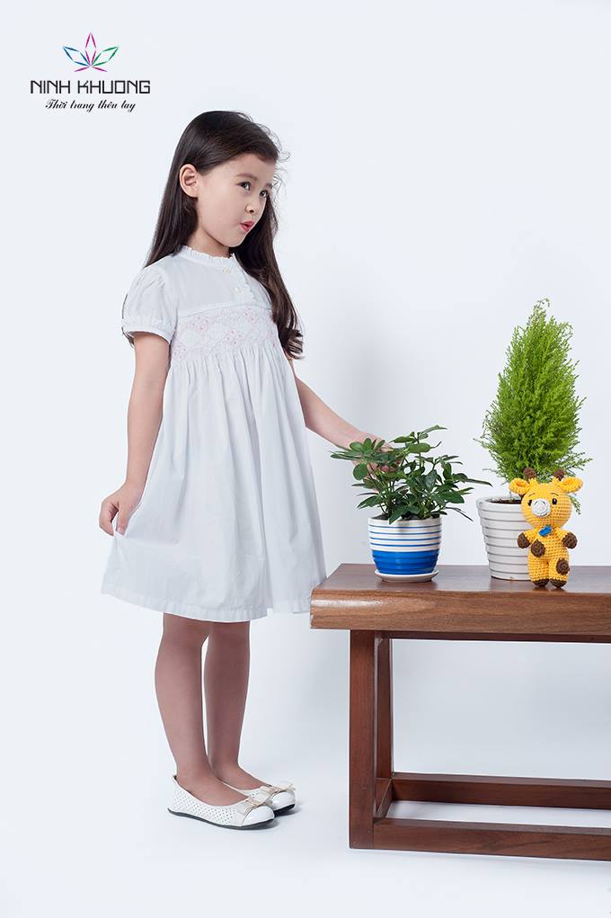 shopninhkhuong's tweet photo. Lovely girl - white
Smock dresses
#handembroidery #smockdresses #gifthandmade #giftluxury https://t.co/1MbBFhK8xX