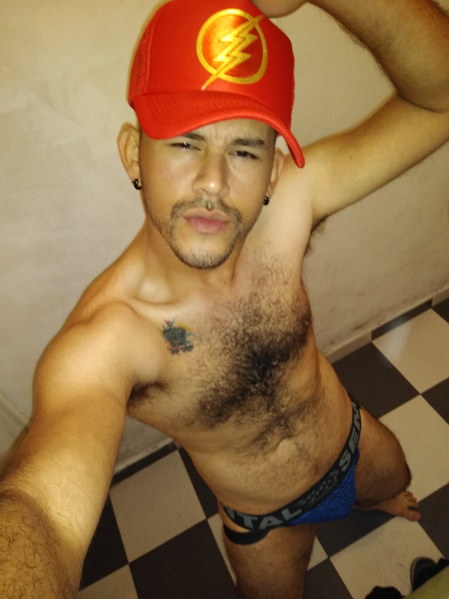 RivillasJavier's tweet photo. Buenas Noches 😎 https://t.co/k1Ci7CWqjC