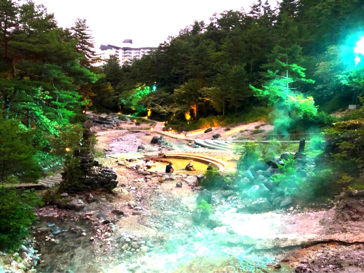 _4_Wi's tweet image. 昨日は温泉で先月の疲れを癒してきました😌♨️