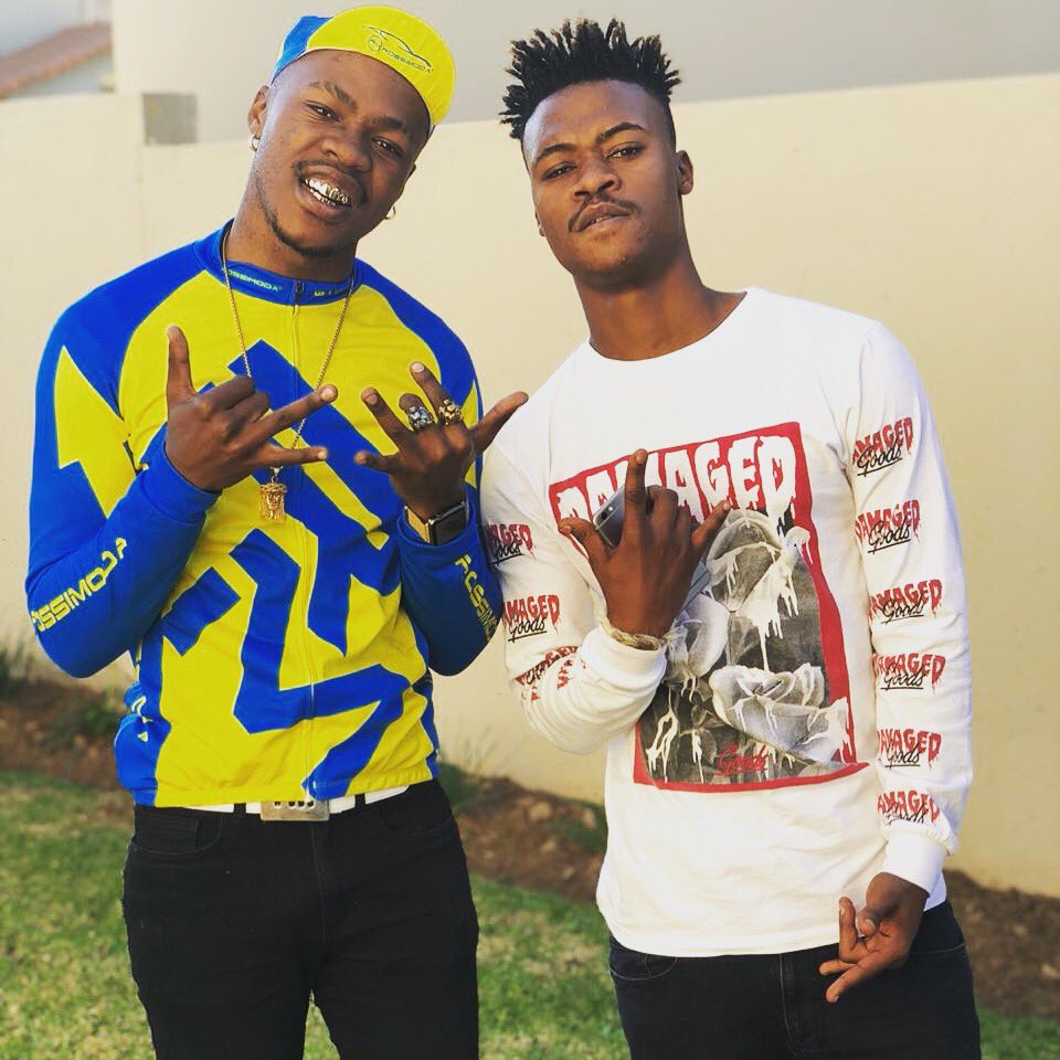 The vocalist the best artist mlindooooo