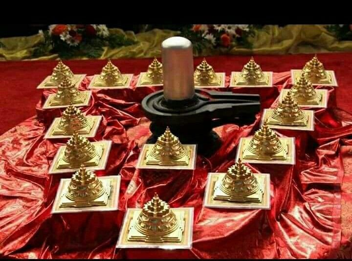 sandeep8570's tweet photo. Jangal 🏕 me raho ya basti 🏘 me...

Lahro 🌊 me rho ya kashti 🚣 me...

Mahangi 🛥🚤 me raho ya sashti 🛶⛵ me...

Pr raho #_shiv 🙏  nam ki masti 😂😛 me...

Jo dubte h #_mahakaal 💀 ki masti 😁 me,

Char chand 🌙🌙🌙🌙 lag jate h unki hashti me...

#_JAI__MAHAKAAL 🙏🕉🙏🕉🙏🕉 https://t.co/ryYYTgJGw9