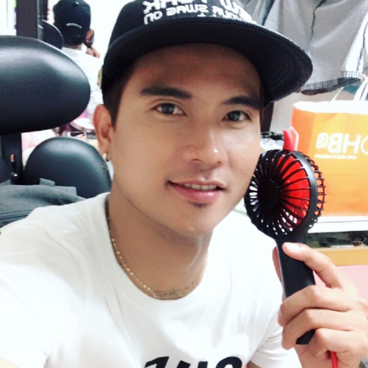 GarciaArvie's tweet photo. Summer break be like....#devilfan #summerkorea #heatwave https://t.co/cdVNFl3xLR