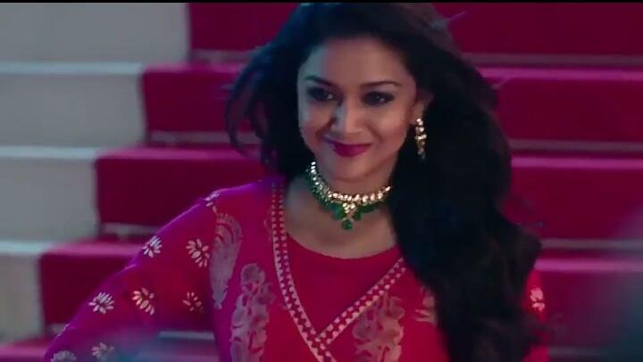 Itz_Me_SIMammu's tweet photo. @KeerthyOfficial ❤
#RelianceTrends New advertisement 😎
"KS kutti" Looking so cute😍
Georges sis💕💕

@JillaMassVijay @KeerthyFanworld @KeerthyFanPage @keerthyfan5 @Vignesh_KS_fan @udhaya_keerthy @shivani_keerthy @SriDivyaSK @DazzlingKeerthy @SubaOffi @ImBhuvi_ @EnUyire_Keerthy https://t.co/xzRwcPC5c3