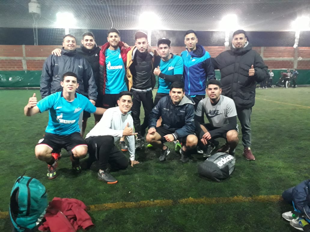 MatyLBDT's tweet photo. HAY EQUIPO @FcZenit4 https://t.co/auxsKtcd2y