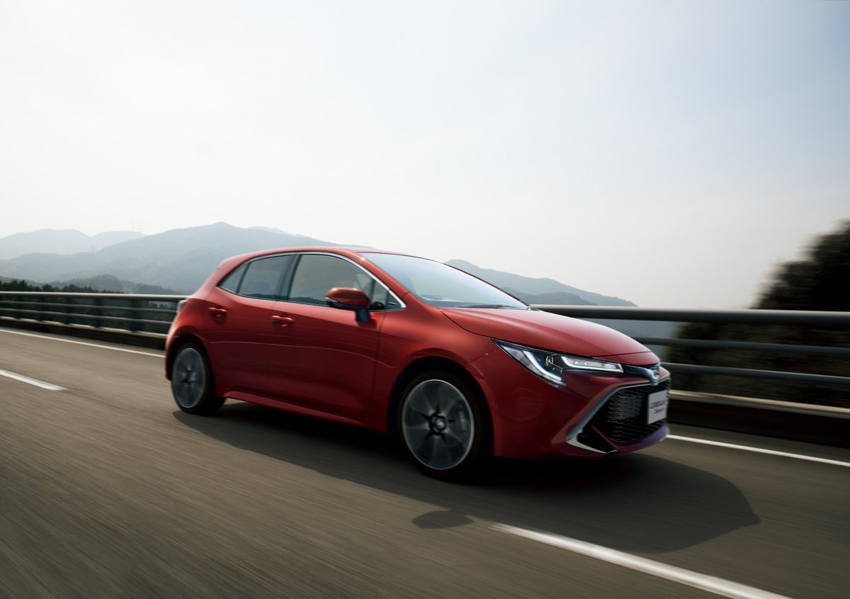 トヨタ自動車株式会社 カローラ スポーツmt車追加 マニュアル操作でクルマとの会話が増えると ドライブ はもっと楽しく クルマ はもっと愛おしくなる 詳しくはこちら T Co K8ltaxsise Toyota カローラスポーツ Corollasport スポーツ