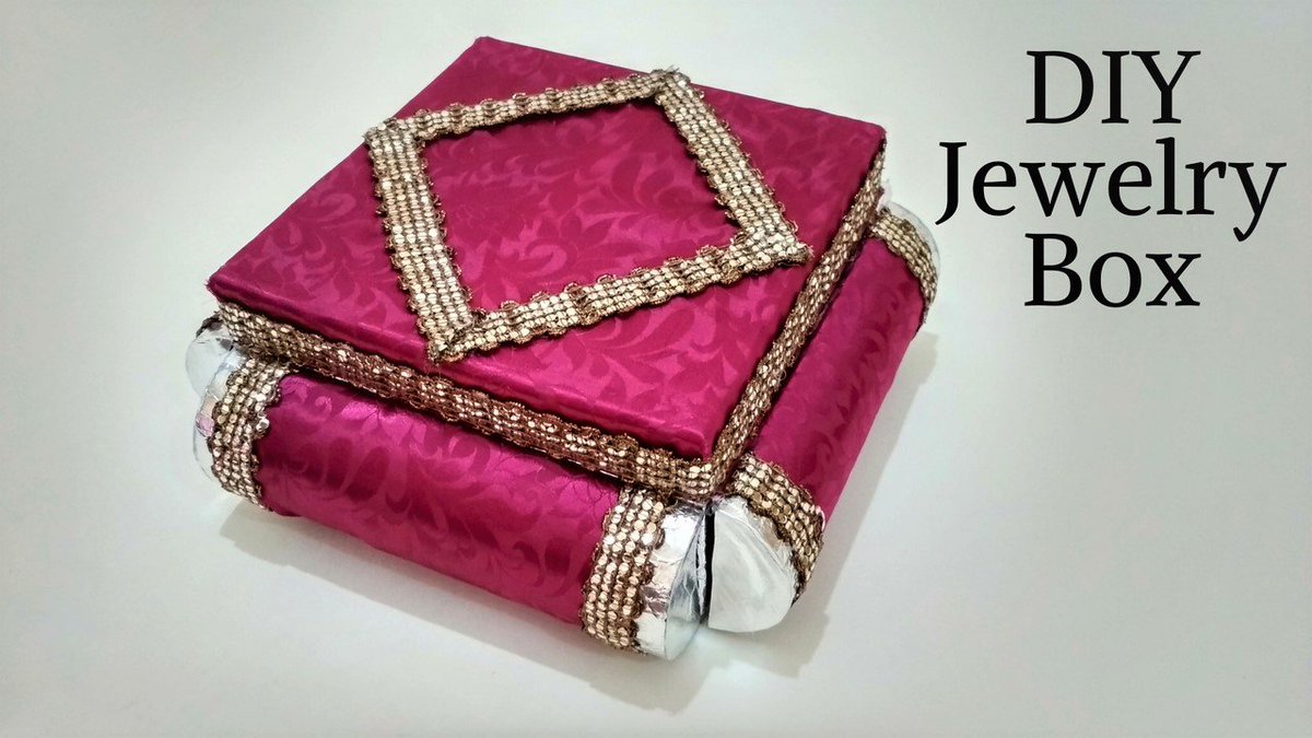 PaperCraftsIdea's tweet photo. Watch full video: https://t.co/4Ipimyvw4p
Original and creative Ideas cardboard organizer, How to Make Jewelry Box, Easy DIY jewelry box 2 😍😍
#EasyDIYJewelryBox #JewelryBoxDiyIdeas #RecyclingCardboard #ToiletPaperRoll #CardboardOrganizer #JewelryHolder #HowToMakeJewelryBox https://t.co/XgERBK3pVo