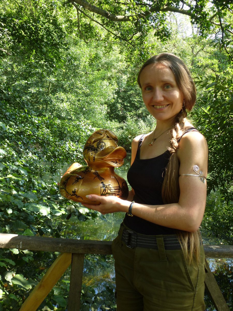 LetsGoQuackers's tweet photo. Our family member Once Upon A Fairytale was brought to life by Auntie @LoisCordelia
She has made this amazing video about our family member & @beeinthecitymcr #BeeYOUtiful https://t.co/izzdgaYOvi
Well worth a watch
Thank you so much Lois💗
#letsgoquackers #charityarttrail https://t.co/qJWL9vBv5G
