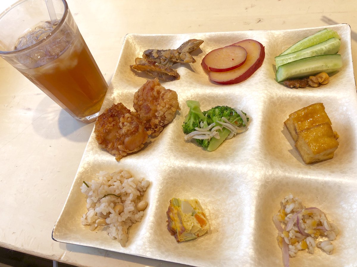 ちびあかぽん 今日は久しぶりにハーベストで ご飯食べてきました 地味にサツマイモのレモン煮 が好きかも ハーベスト お昼ごはん 池袋 ちびあかぽん 今日は久しぶりにハーベストで ご飯食べてきました 地味にサツマイモのレモン煮 が好きかも ハーベスト お昼ごはん 池袋