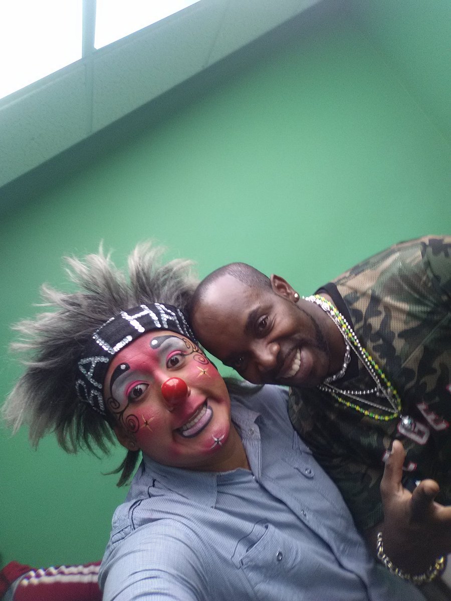 BachanPayaso's tweet photo. #chocoband
#exelencia
#bachaneando https://t.co/p5bUBB7TaH
