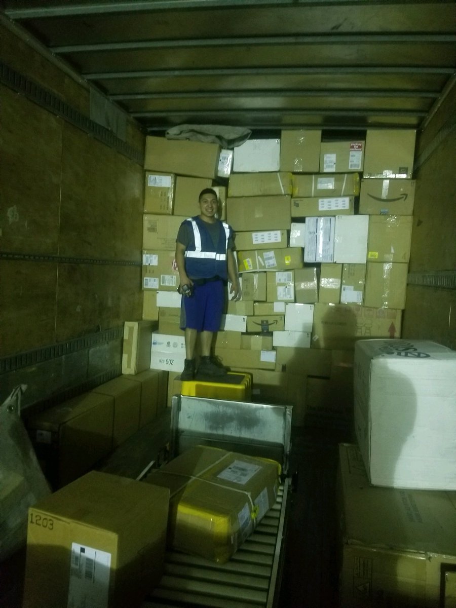 VanHazelen tweet media