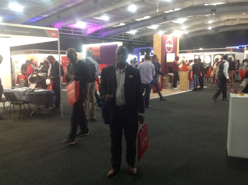 Sihlecengimbo's tweet photo. Yes we are here at #TheBizShowSA @NSBCSouthAfrica . #networking #buildingtheVision #InvestTradeSucceed https://t.co/x2ok2AhgAY