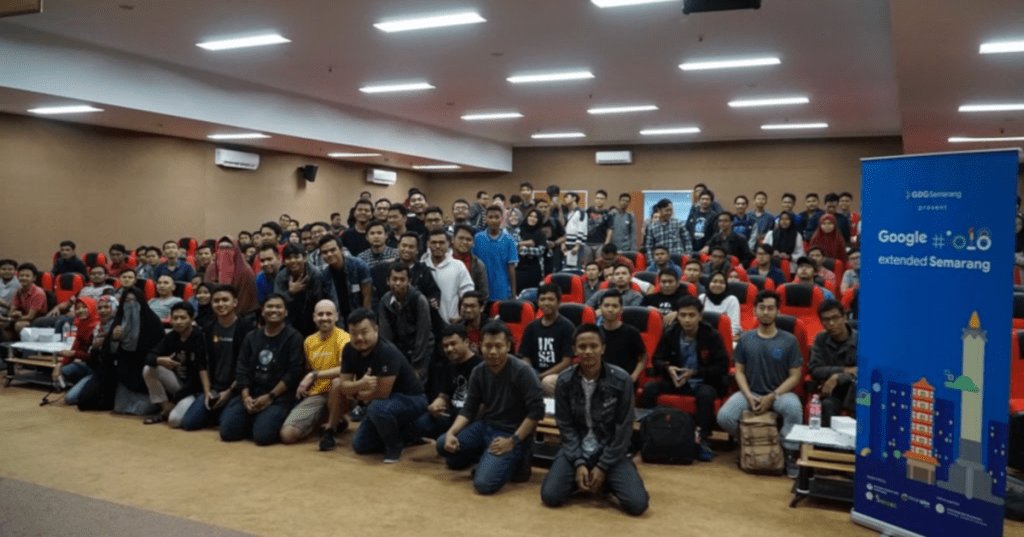 chromplex's tweet photo. Rangkuman Google I/O Extended 2018 Recap Semarang https://t.co/tuiVfWi3eb https://t.co/fgrfXOd3KL