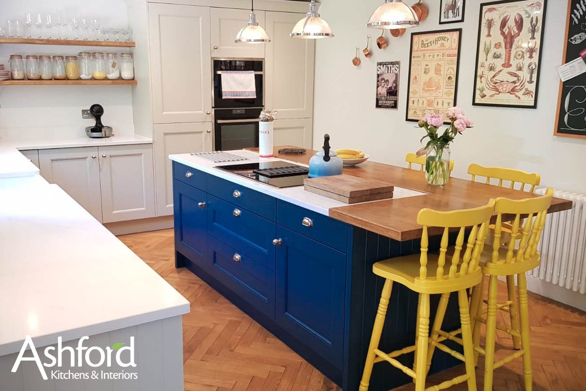 AshfordKitchens's tweet image. We can’t get enough of this gorgeous blue kitchen island! Fancy injecting a little colour into your own home? Get in touch with us today: bit.ly/2LttwPu