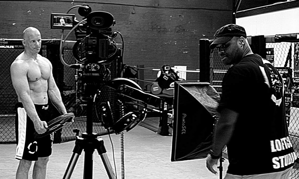 Edmahoo's tweet photo. #TBThursday #begindthescenes working with @stimpson_marc of #GymProLeeds on his #WeightPlateWorkout

https://t.co/3zBDWpNT9H  

#video #fitness #workout #muscles #strong #mma #training #physique #York #UK #bts #filming #solofilmmaker #filmmaking #bw #photography #GymPro #gym https://t.co/H044d2YwBM