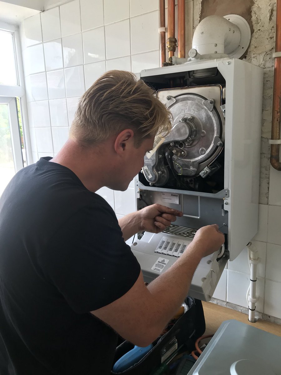 KentPropertyExp's tweet image. Gas safety certifcates and annual boiler servicing across Thanet. Boiler repair and fault finding specialists. Offering up to 12 years full boiler warranties on highly efficient condensing boilers #worcesterbosch #vaillant #baxi #potterton