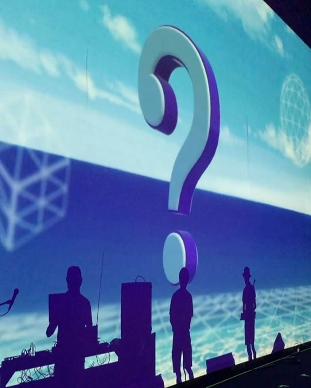ichirotanida's tweet photo. SRATM ~Rehearsal~
#vj #grandvj #sony #bdps1500 #roland #v1hd #akai #apcmini #feelworld #sratm #towatei #バカリズム #aoiyamada #fujiorock https://t.co/EQ5JJ5AN0p https://t.co/0Jd3MTPVEB