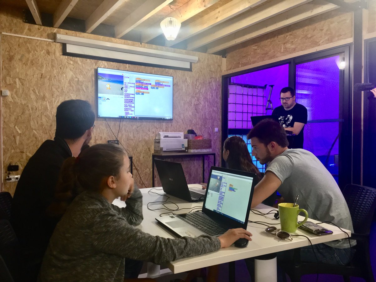 LUDyLAB 🧡 tweet media