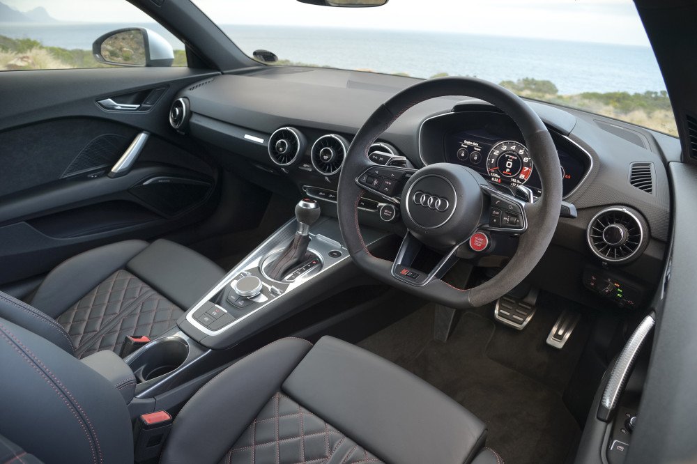 audisouthafrica's tweet photo. Turbocharged. #ttrs
#TThursday https://t.co/G2Y1L9gVZD