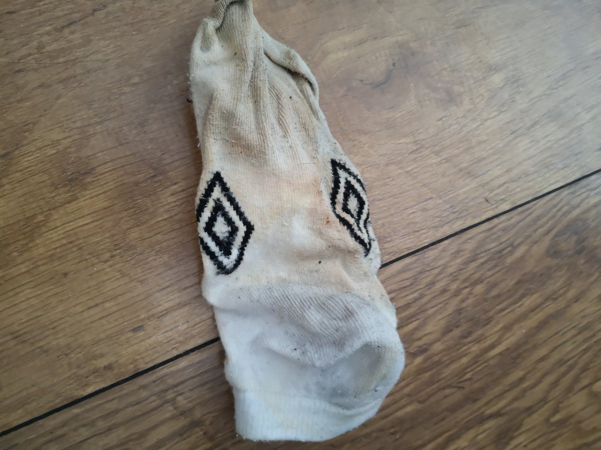boyracersw's tweet photo. This is what @Reebokboyuk did to my wank sock. First 2 pics are before he had it, last 2 have his cum in it. Still smelly and soggy from him now! #socks #anklesocks #cumsock #wanksock #sockshare #cum #sockfetish #sockfetishnation https://t.co/thpH5WxDWs
