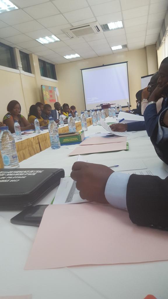 cmngounou's tweet image. Working Group on implementation of #ProgramBudgeting in #Cameroon #localgov. Financing for Development in the framework of Growth and Employment Strategy Paper and the #SDG. #local2030 @Local2030 @giz_gmbh #pradec @FiscalTrans @UCLGAfrica @uclg_org @CLGFSG_GMunro @metropolis_org