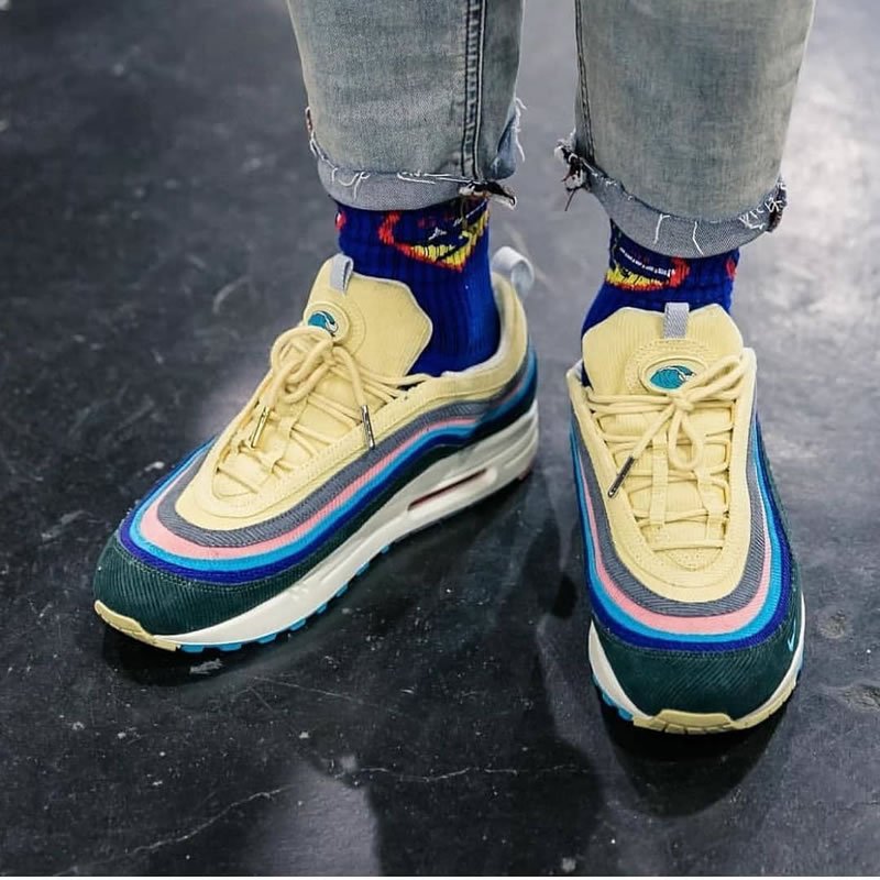 newkick_cc's tweet image. anpkick.com/Sean-Weathersp… the design of Sean Wotherspoon, the Nike Air Max 1/97 is also the previous sale market price #anpkick #seanwotherspoon #seanweatherspoon #wotherspoon #seanwotherspoonshoes #seanwotherspoonairmax97 #seanwotherspoonhat, #seanwotherspoonnike #nikeairmax