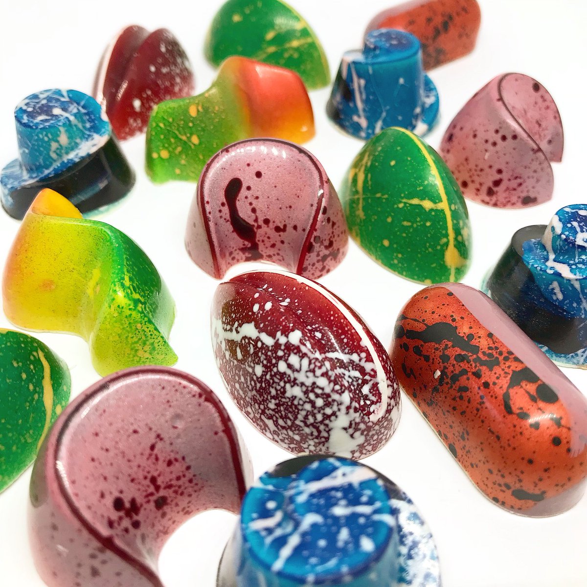 Luczakowski_M's tweet photo. We are so excited to be part of @MoretonShow .
Come and visit our stand , plenty of tasty treats
#chocolours #chocolates #market https://t.co/ZY1hxzI9IF
