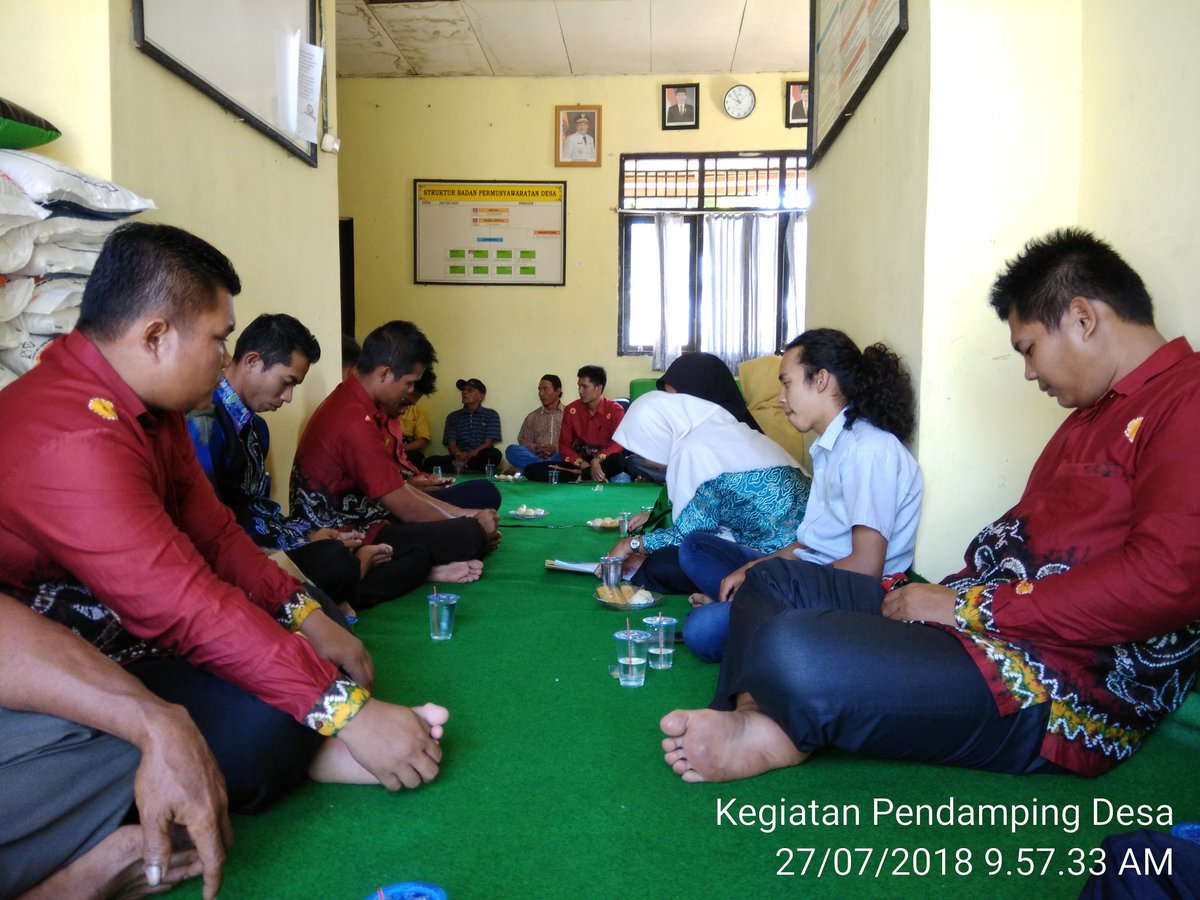 Eboy_Rahman's tweet photo. Proses Musyawarah Desa dan Foto bersama Usai melaksanakan Musyawarah Desa Kait-kait Baru Kec Bati-Bati #KabTanahLaut #ProvKalsel #ManfaatDanaDesa @EkoSandjojo @taufikmadjid71 @fachrilabalado @anwsanusi @tppindonesia @KN_P3MD @kpw3_kalsel https://t.co/H9sOzvuCFm