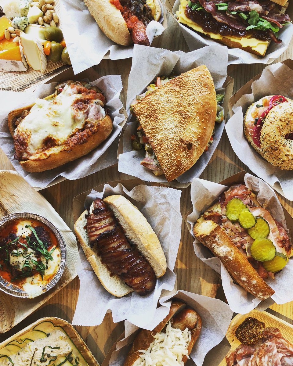 OcaSKB's tweet image. show your @Gen_Con badge for 20% OFF your order today, Thurs 8/2, at @OcaSKB inside @SunKingBrewing #PorgFree menu at ocameansgoose.com/ocaskbmenu/