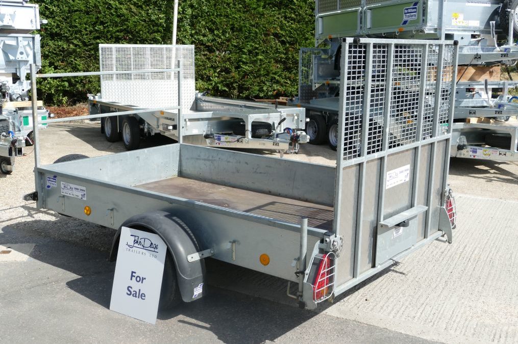 JPageTrailers's tweet image. This great #P8e #generalduty #trailer is now available for £850 non vatable. 

750kg gross weight. Bed size of 2.51m x 1.45m. 4′ ramp, lamp guards, propstands, jockey assembly, ladder rack, spare wheel and hitchlock. 

Call us today! #Tenterden #Kent goo.gl/Hz5uXy