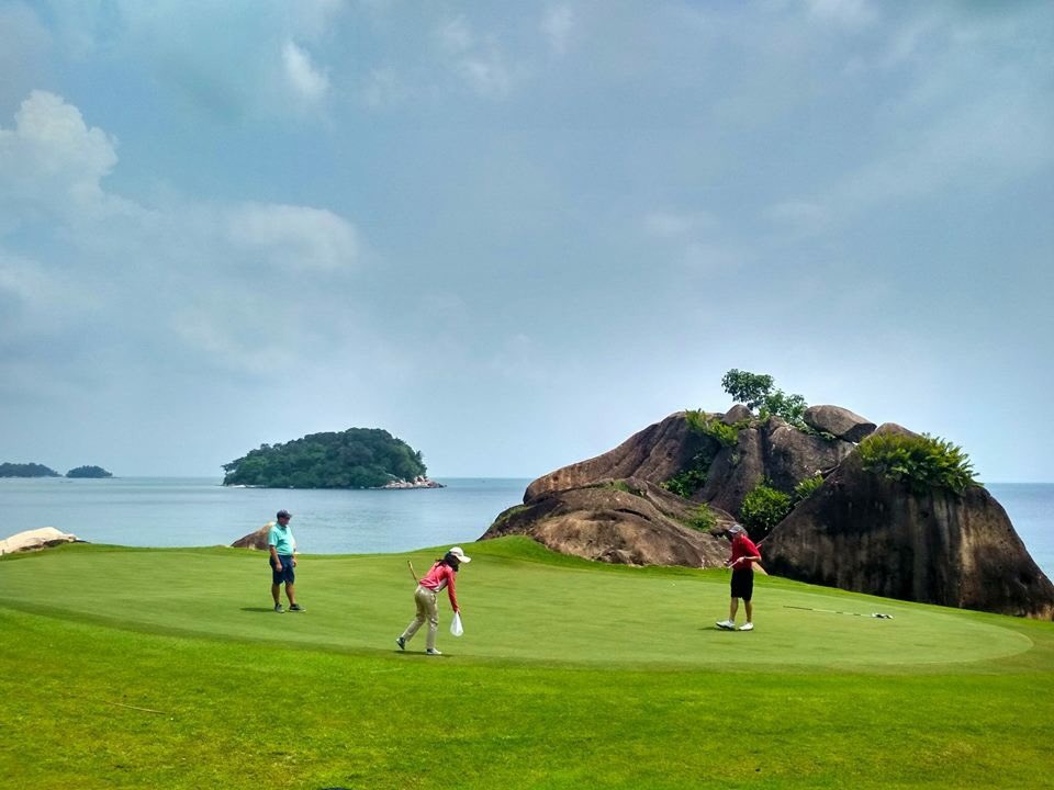LagunaGolfBIN's tweet photo. Congratulations to Jonny Owens, the #champion of July #MonthlyMedal with an excellent point of 41. Well done every participant & thanks for bringing the fun into the field.
See you all again next Monthly Medal!
#monthlycompetitions
#networkinggame
#golfcompetitions https://t.co/D64K3uVRbP