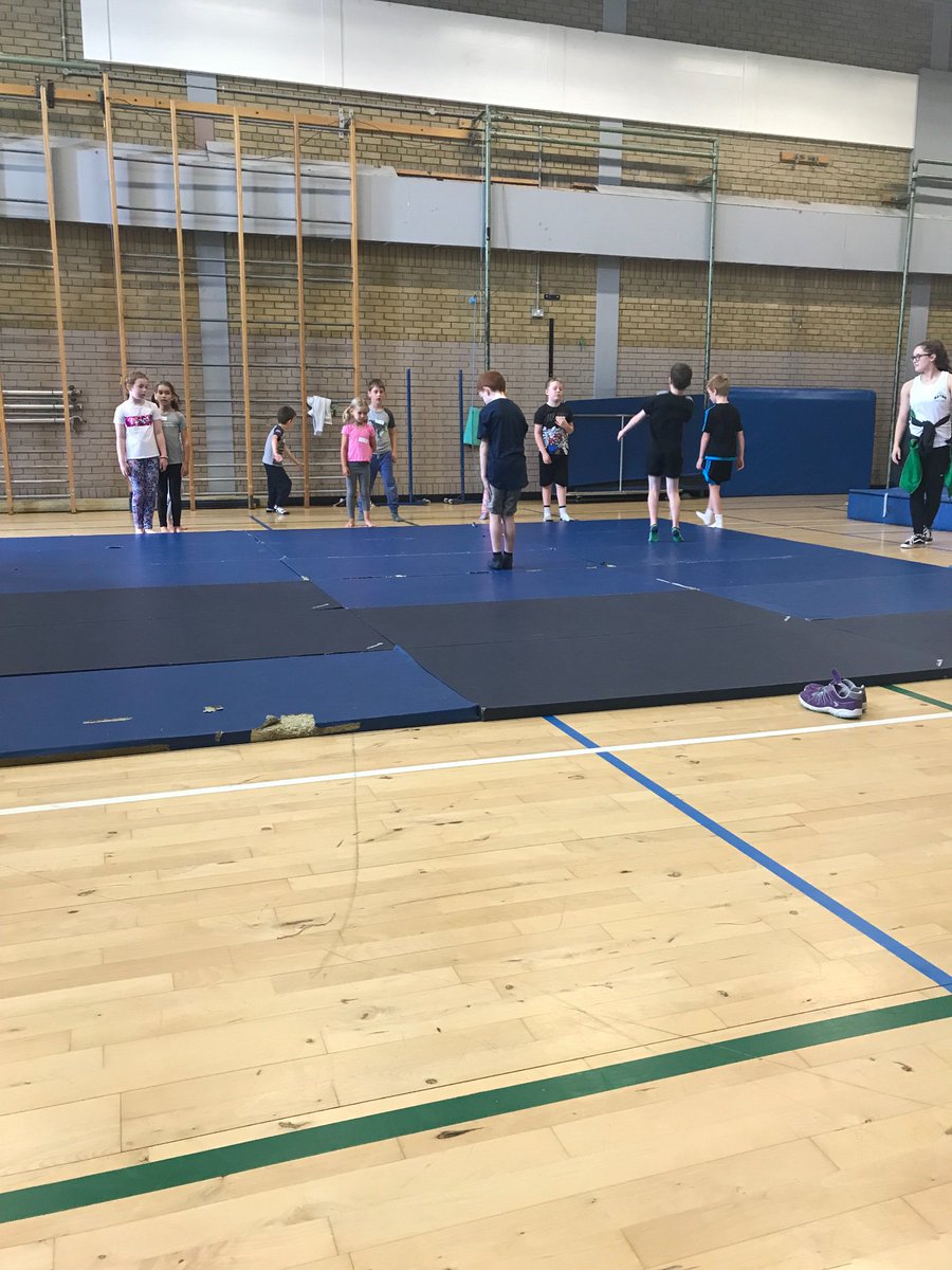 Gymnastics fun at day 2 inveralmond Active Fun, Active Feet with <a href="/Astrogymnastics/">Astro Gymnastics</a>  🤸‍♂️🤸‍♀️ #kidshavingfun <a href="/ActiveS_Invera/">Active Schs Invy</a> <a href="/ActiveS_Deans/">Active Schools Deans Cluster</a> <a href="/ActiveS_Wcald/">Active Schs WestCald</a>  👍🏼😄