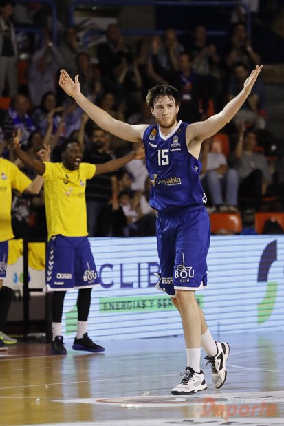 Las notas de Rafa Pueyo:

🏀 Alero alto que destaca por su gran eficacia desde la línea de 3. 
🏀 Puede anotar tanto en tiros abiertos como saliendo de bloqueos indirectos o en contraataque. 
🏀 Jugador de equipo que lee bien el juego y comete pocos errores