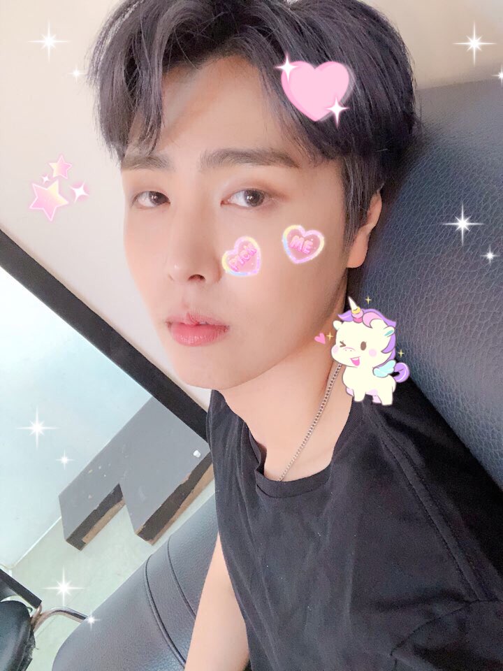 M0CHISF9's tweet photo. (^з^)-♡
˗ˏˋ #JAEYOON ✧ #재윤 ✧ #SF9 ˎˊ˗ https://t.co/quGWt32zYv