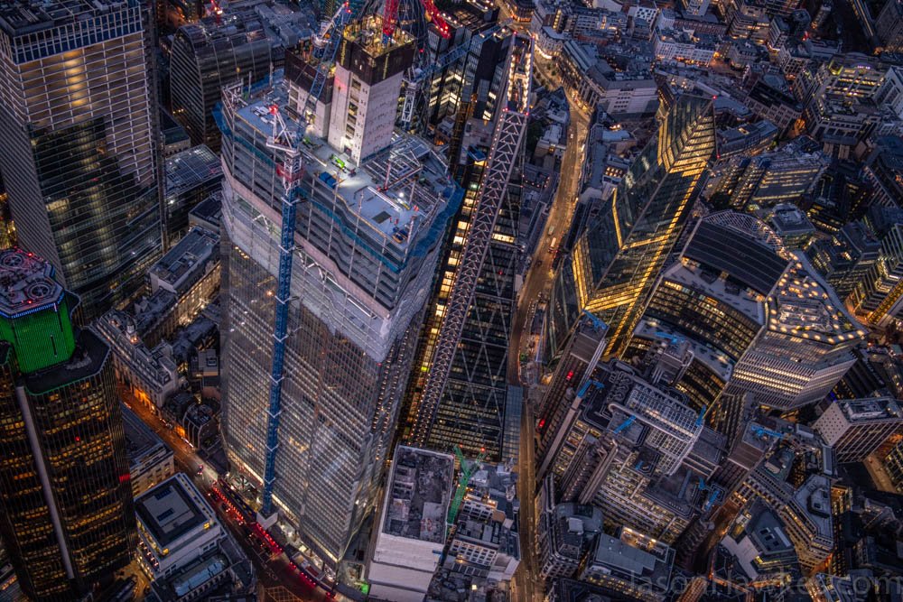 jasonhawkesphot's tweet image. A few hundred feet over @Twentytwolondon #PLPArchitecture  @nlalondon