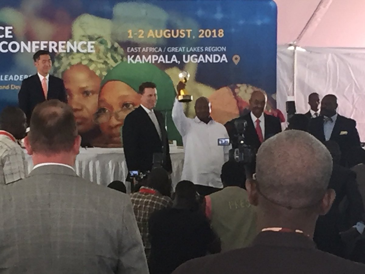 kayira2000's tweet photo. “A weak person is like an indecently dressed woman who tempts the weird into all sorts of thoughts.” Pres @KagutaMuseveni #GPLC2018 https://t.co/VGRd8XBJGn